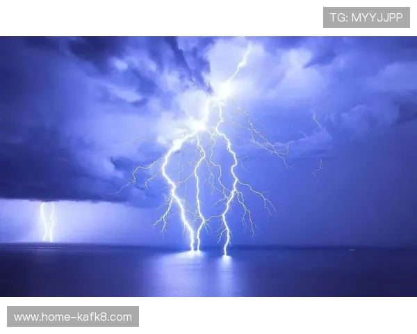 闪电 21 点：揭秘快速闪电的神秘力量与科学原理